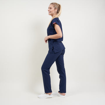 Ensemble bleu foncé